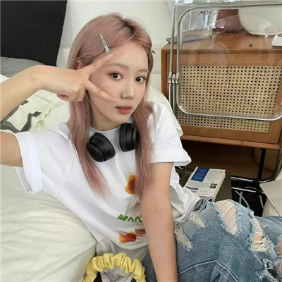 昌吉伴游女生左惜筠的资料
