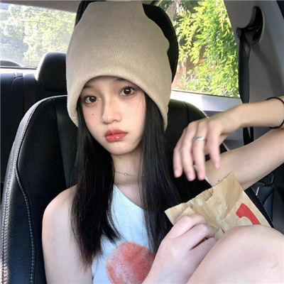 昌吉伴游女生丛河灵的资料